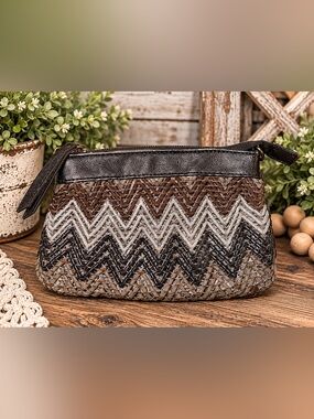 Big Buddha Woven Chevron Wristlet Clutch Metallic Brown Cream Black Boho